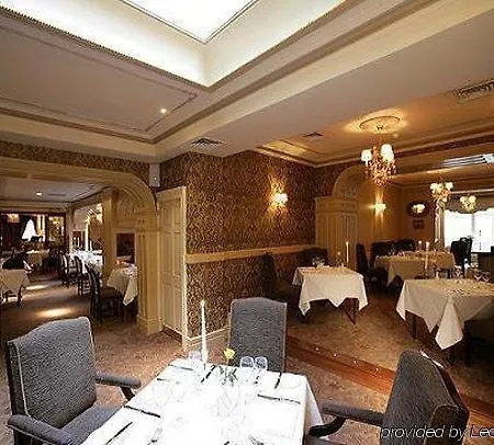 Buswells Hotel 